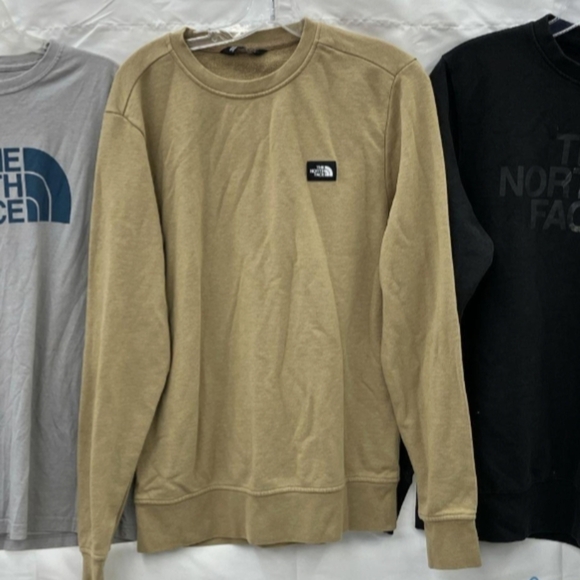 The North Face Men's Crewneck Sweatshirts Tee Lot Size M Used Great - Picture 1 of 7